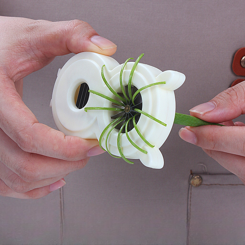 Plum Blossom Onion Cutter – Multi-Functional Scallion Knife & Bean Slicer, Shredded Onion Kitchen Tool, Douyin-Style Vegetable Cutter for Home Use