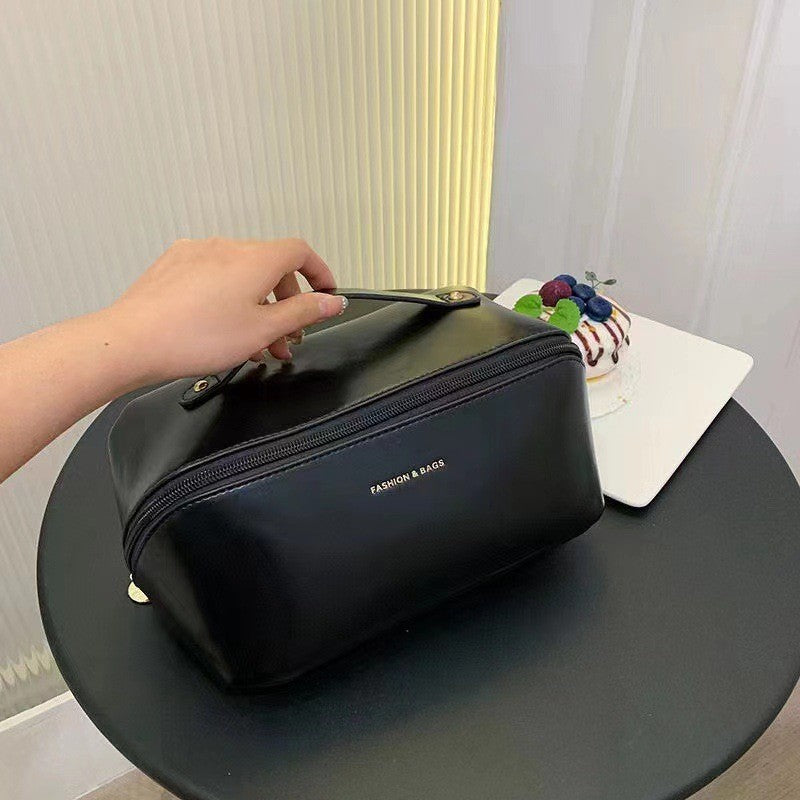 Women’s Portable Cosmetic Bag, Large Capacity Travel Makeup Organizer With Brush Storage, Multifunctional Toiletry Bag